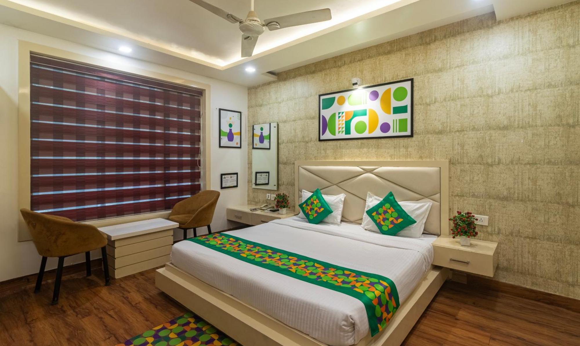 Treebo Empire Red Carpet, Near Taj Mahal Hotel Agra  Exterior photo